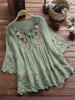 Boho Loose Floral Round Neck Short Sleeve Lace Blouse - Image 12