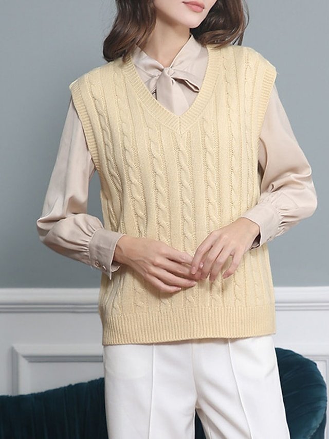 Casual Sleeveless Cable V Neck Knitted Vest - Image 3