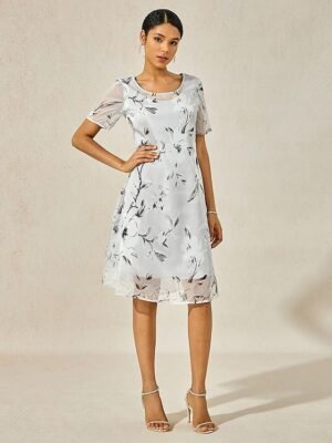 Elegant Loose Floral Mesh Crew Neck Short Sleeve Midi Dress - Image 2