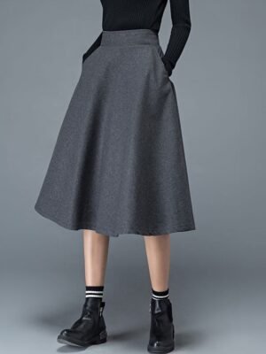 Elegant Swing Solid Midi Pocket Skirt - Image 3