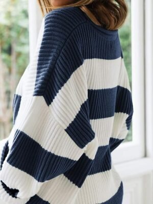 Fashion Regular Striped Crew Neck Long Sleeve Sweater - Image 3