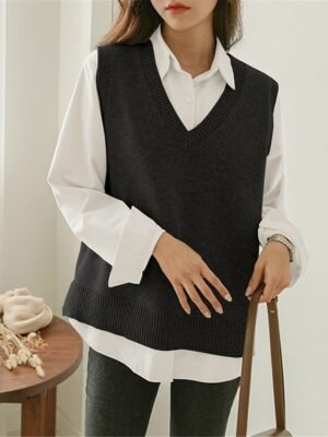 Stylish Oversized Solid V Neck Sleeveless Knit Vest - Image 3