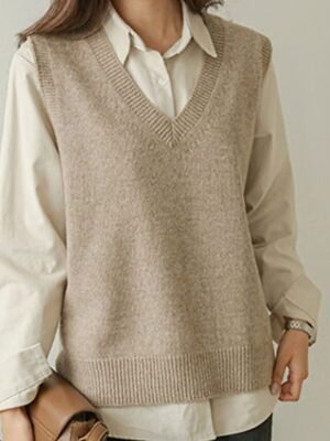 Stylish Oversized Solid V Neck Sleeveless Knit Vest - Image 5
