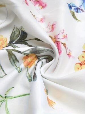 Vacation Regular Fit Floral Mid Waist Capri Leggings - Image 29