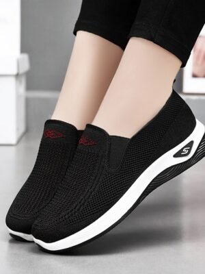 Casual Comfort Solid Round Toe Flat Heel Sneakers - Image 10