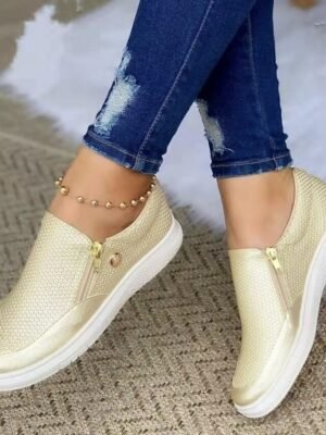 Casual Comfortable Mesh Round Toe Slip-On Sneakers - Image 2