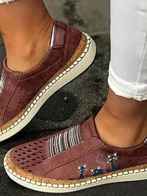 Casual Loose Cartoon Round Toe Flat Slip-On Sneakers - Image 17