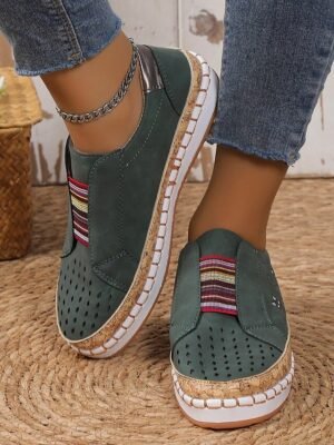 Casual Loose Cartoon Round Toe Flat Slip-On Sneakers - Image 4
