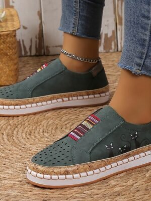 Casual Loose Cartoon Round Toe Flat Slip-On Sneakers - Image 7