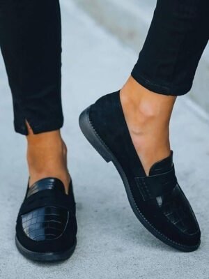 Casual Slip-On Crocodile Pattern Loafers - Image 1