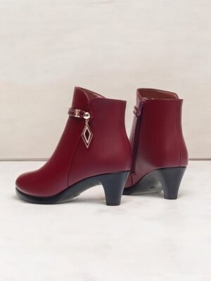 Chic Fur Lined Gold Accent Ankle Boots - Image 9