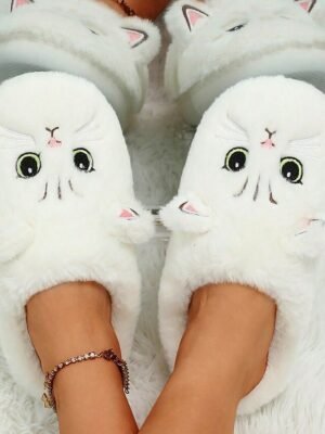 Chic Plush Indoor Cat Face Embroidered Slippers - Image 17