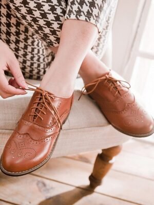 Classic Brogue Wingtip Round Toe Lace-Up Faux Leather Shoes - Image 1