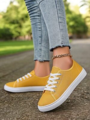 Classic Comfortable Canvas Lace-Up Round Toe Sneakers - Image 1