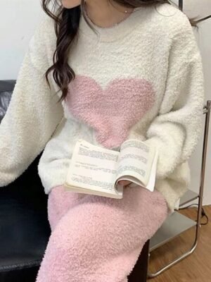 Home Loose Heart Crew Neck Long Sleeve Fleece Pajama Set - Image 2