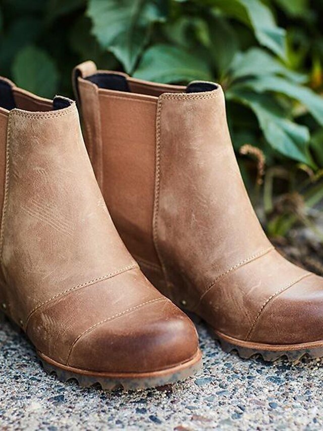 Stylish Slip-On Faux Leather Elastic Panel Wedge Ankle Boots - Image 2