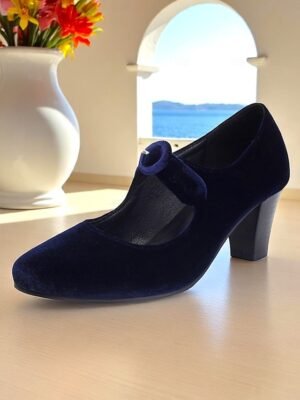 Vintage Elegant Green Velvet T-Strap Block Heel Mary Jane Heels - Image 20