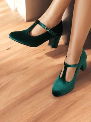 Vintage Elegant Green Velvet T-Strap Block Heel Mary Jane Heels - Image 25