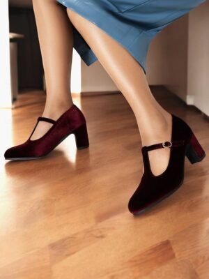 Vintage Elegant Green Velvet T-Strap Block Heel Mary Jane Heels - Image 30