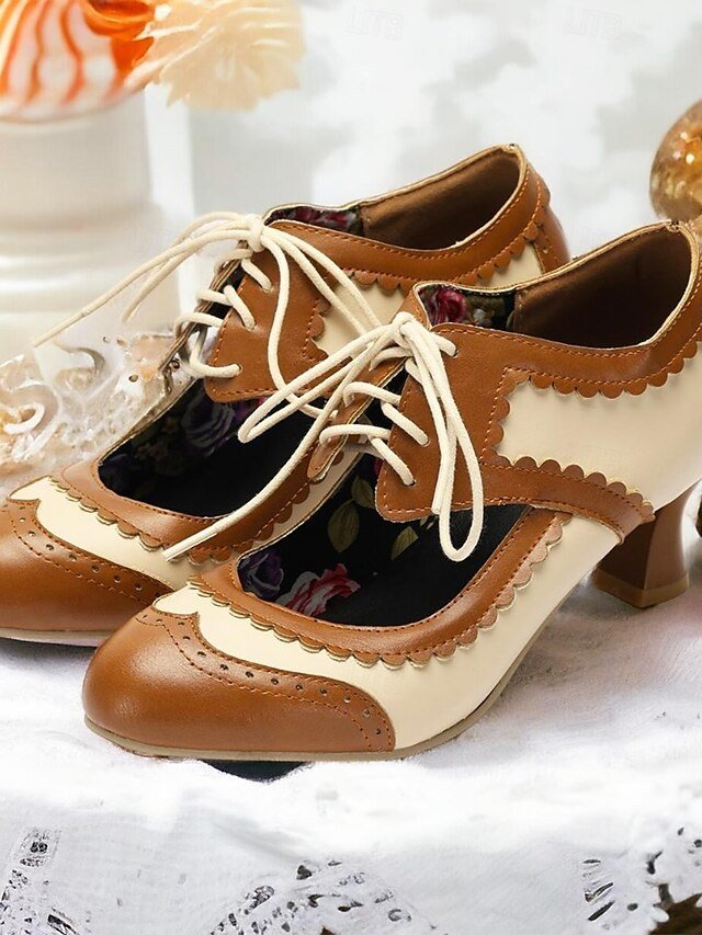 Vintage Oxford Kitten Heel Two-Tone Lace-Up Brogue Heels - Image 1