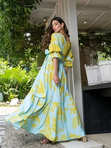 a-linie-floral-kleid-strandhochzeit-somm-default-4