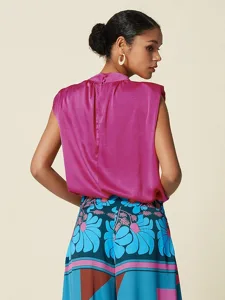 armellose-hochgeschlossene-bluse-aus-sat-default-10