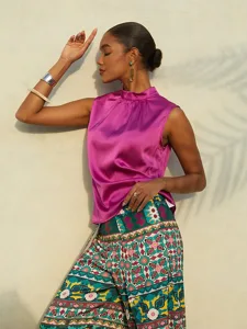 armelloses-top-aus-satin-mit-stehkragen-default-2