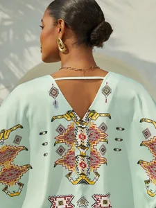 bluse-mit-ethnischem-totem-motiv-und-arm-default-5