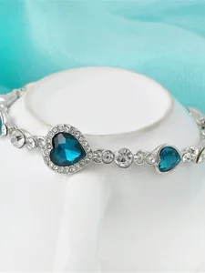 damen-armbander-modisch-outdoor-herz-arm-default-7