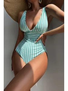 damen-badeanzug-einteiler-bademode-geraf-hellgrun-8