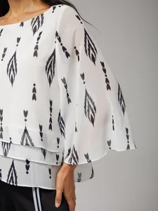 damen-bluse-wei-geblumt-3-4-arm-locker-r-default-3