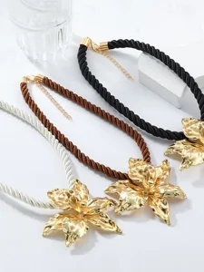 damen-halskette-elegant-strae-blumen-hal-default-12