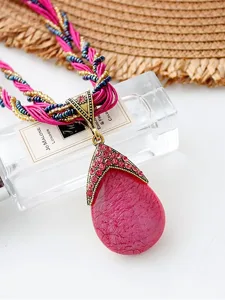 damen-halsketten-archaistisch-outdoor-ge-default-7