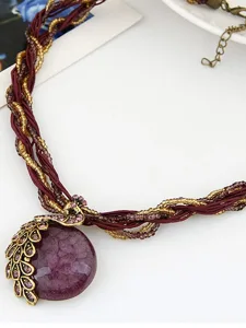 damen-halsketten-strukturiert-strasse-ge-default-7