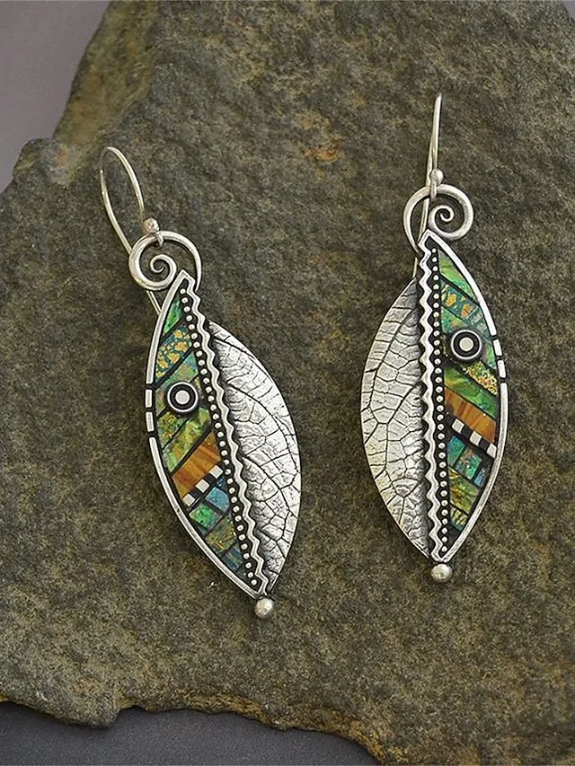 damen-halsketten-vintage-outdoor-blatt-h-default-3