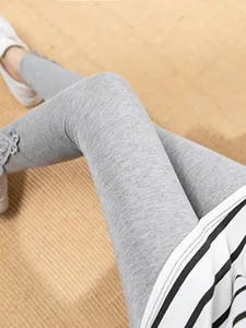 damen-leggings-einfarbig-schwarz-wei-mod-default-16