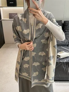 damen-rechteckiger-schal-schals-fur-dame-grau-2