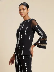 damenbluse-schwarz-geometrischer-druck-r-default-2