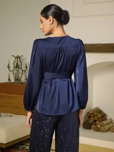 einfarbige-lassige-satinbluse-mit-juliet-default-3