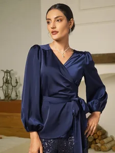 einfarbige-lassige-satinbluse-mit-juliet-marineblau-1