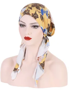 frauen-bedrucktes-vorgebundenes-kopftuch-gelb-9