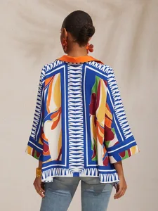 kurzes-satinhemd-mit-geometrischem-farbb-default-2