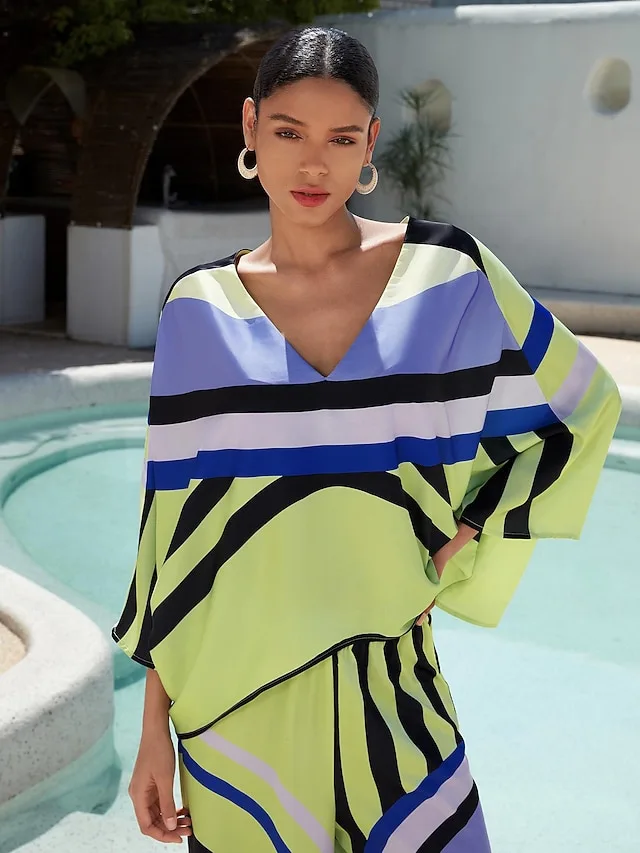 ponchobluse-aus-satin-mit-v-ausschnitt-u-default-1