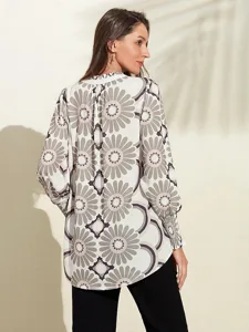 satin-hemd-mit-blumendruck-und-v-ausschn-default-11