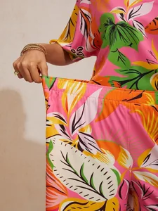 wilder-hibiskus-traum-seidensatin-hose-m-default-5