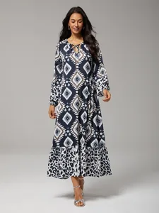 boho-maxikleid-mit-abstraktem-animal-pri-default-9