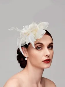 eleganter-federnetz-fascinator-hut-mit-f-beige-13
