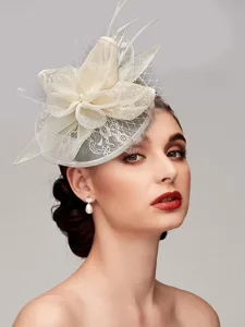 fascinator-hute-kopfschmuck-federn-netz-beige-1