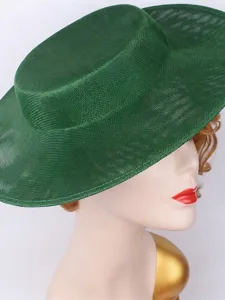 fascinator-sinamay-hochzeit-geburtstag-e-grun-1