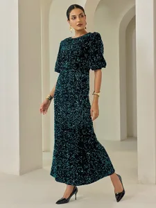 funkelndes-elegantes-maxikleid-aus-velou-default-4